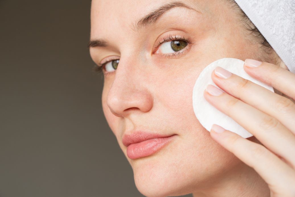 Ideal Skincare Products for Managing Oily Skin