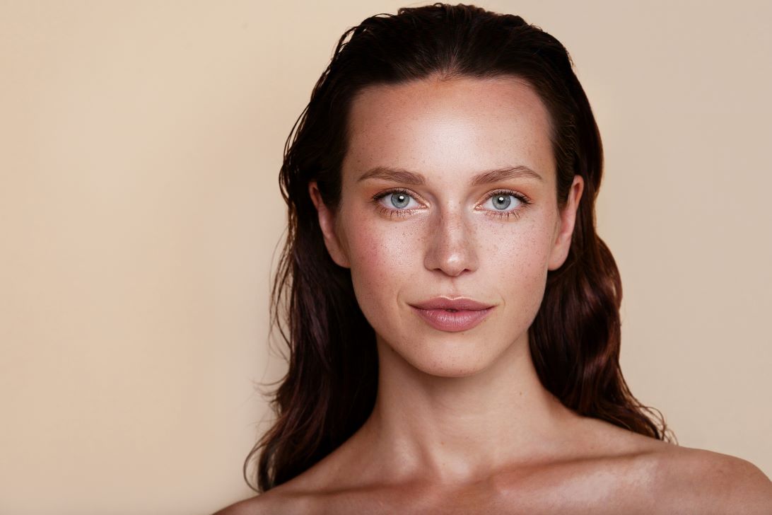 Clear Skin Tips: Achieve a No-Makeup Look with Derm Skincare