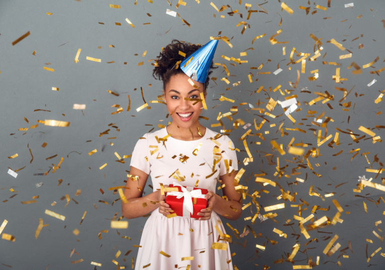 Your 2024 Holiday Gift Guide: Skincare Edition