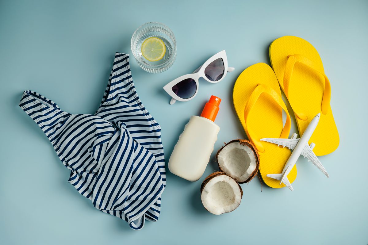 Vacation Skincare Routine: Keep Your Glow While Traveling
